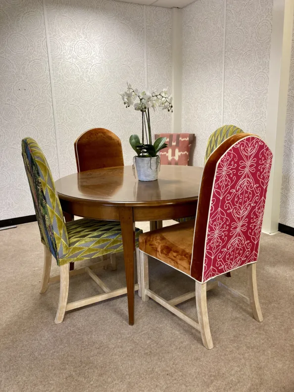 Showroom Chairs