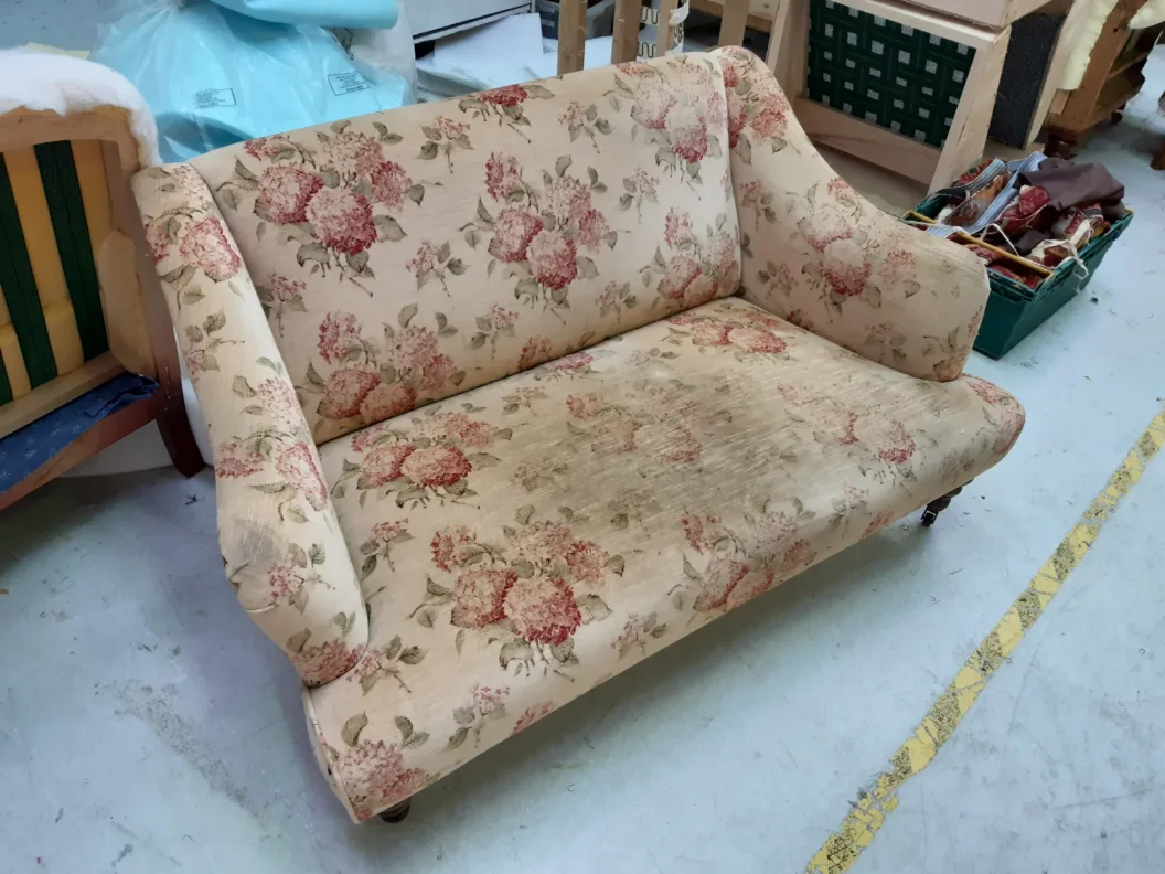 Fixed Seat & Back Love-seat