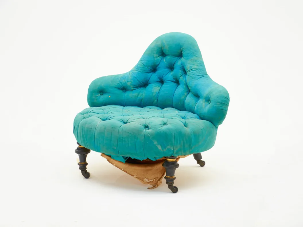 Button Back Nursing Chair