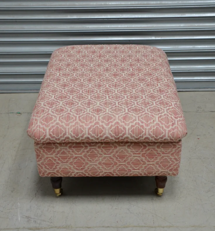 Storage Ottoman – Recovered